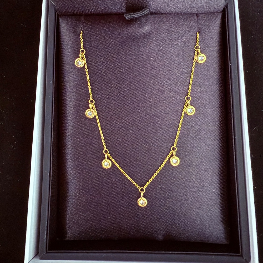 Roberto Coin 18K Yellow Gold Seven-Station Diamond Necklace - Picture 6 of 15